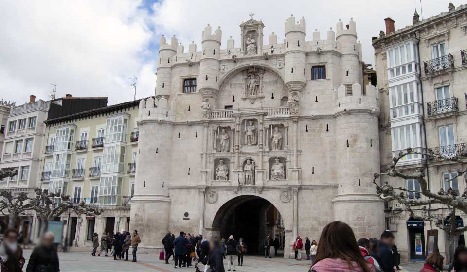Arch of Santa María in Burgos. Monumental tourism visits